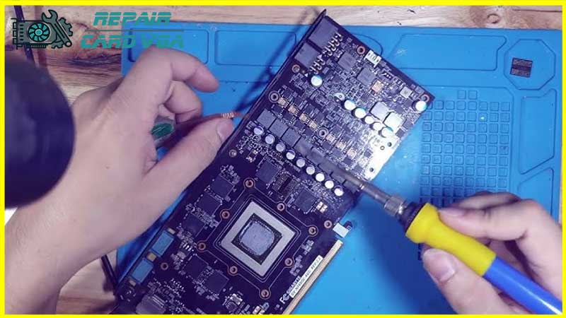 thay-ic-nguon-vga-gtx-680-1